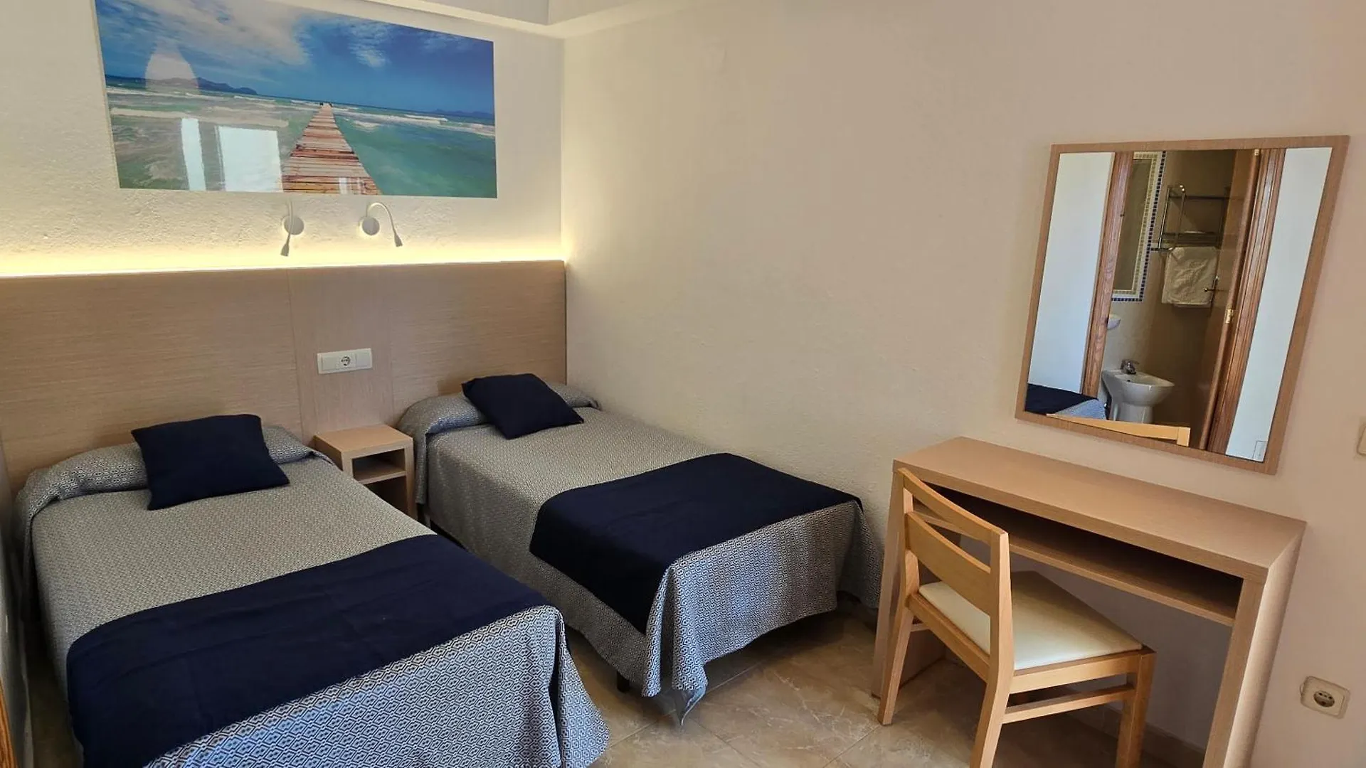 Marina Palmanova Apartamentos 0*, Palma Nova (Mallorca) Spain